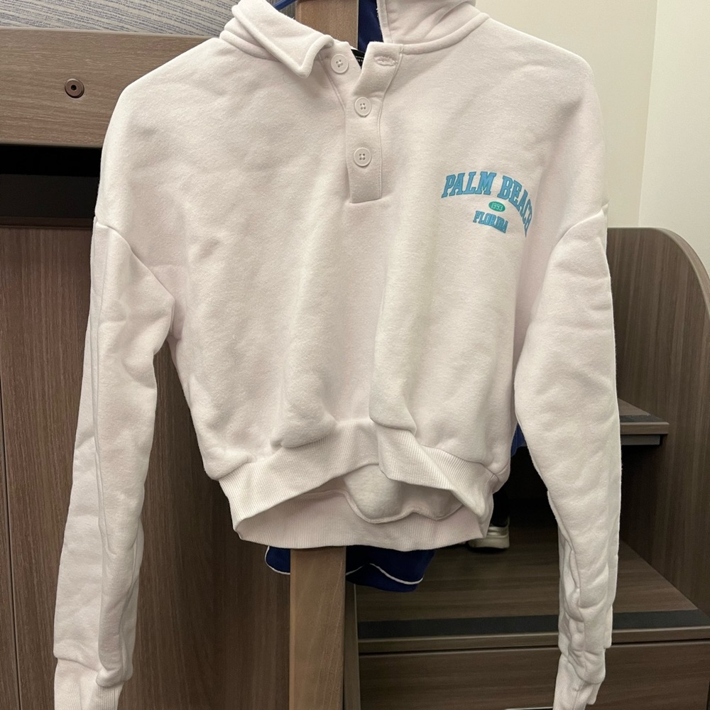 Cropped Hoodie